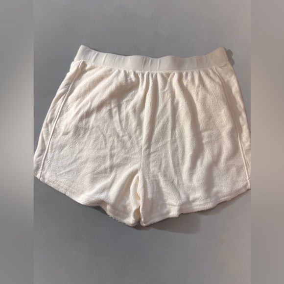 NWT Women’s Plus Size Reyana UGG Shorts Cream Color Size 3XL - Picture 2 of 6